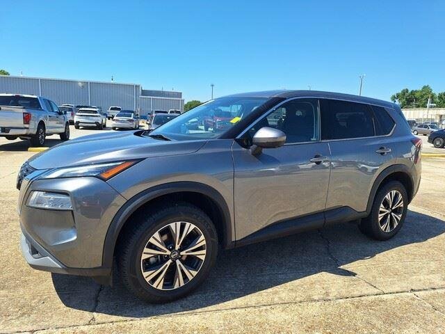 Used 2021 Gun Metallic Nissan SV image 9