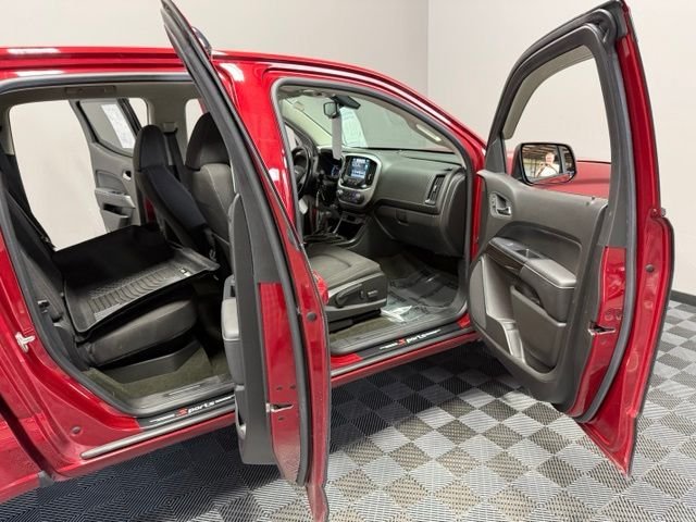 Used 2017 Quartz GMC SLE1 image 22