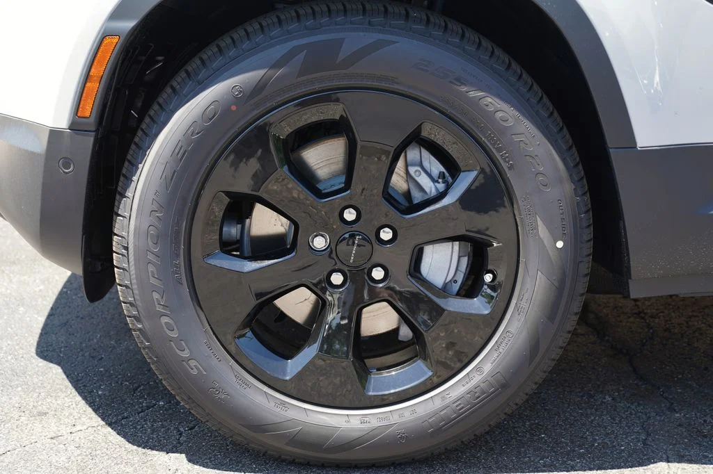 New 2026 Borasco Grey Land Rover S image 9