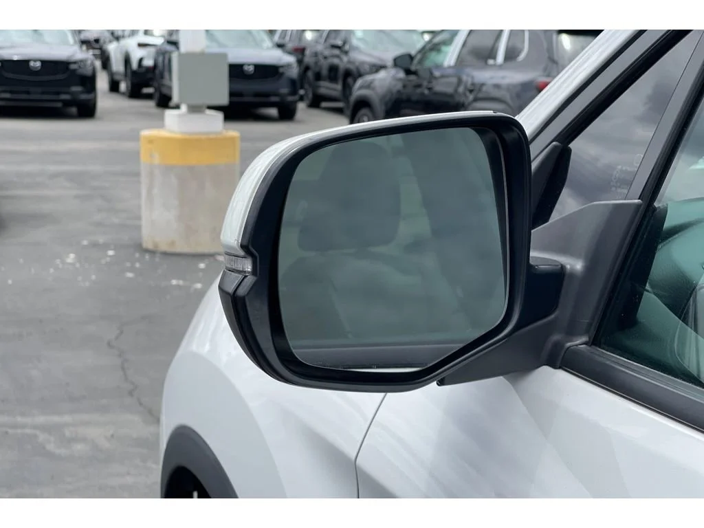 Certified Used 2023 Platinum White Pearl Honda AWD EX-L image 113