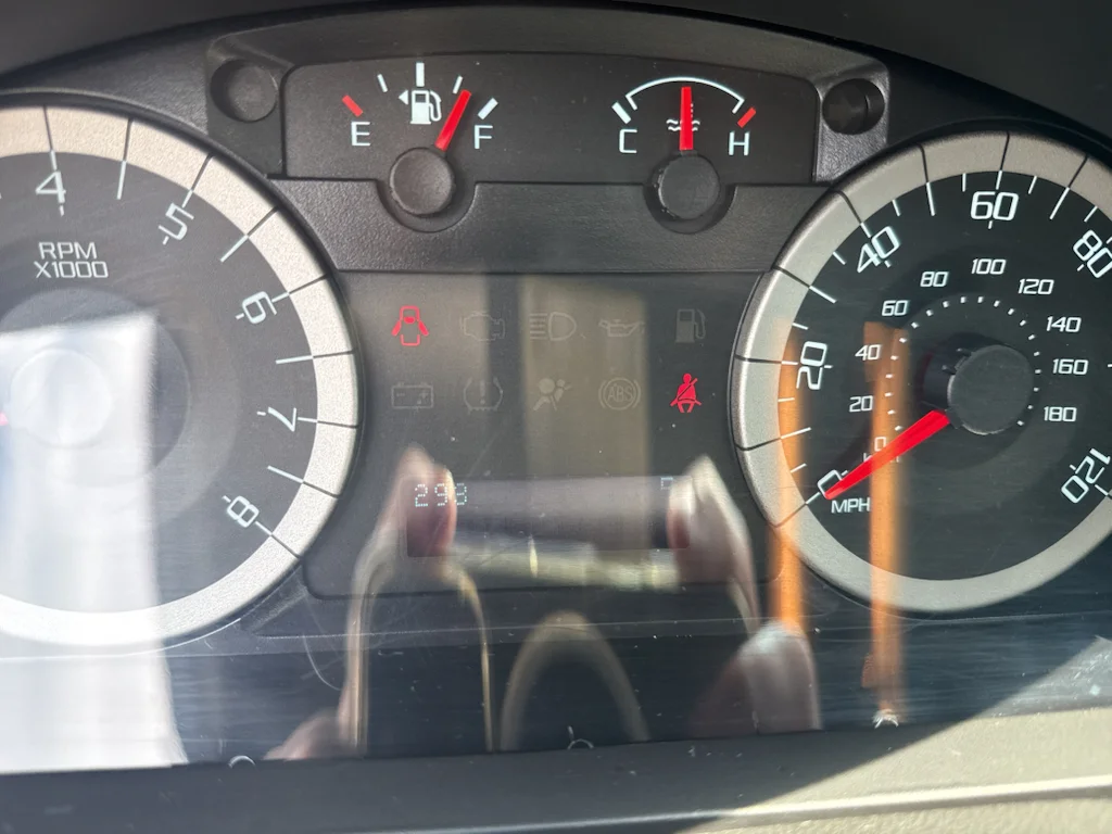 Used 2010 White Suede Ford Limited image 6