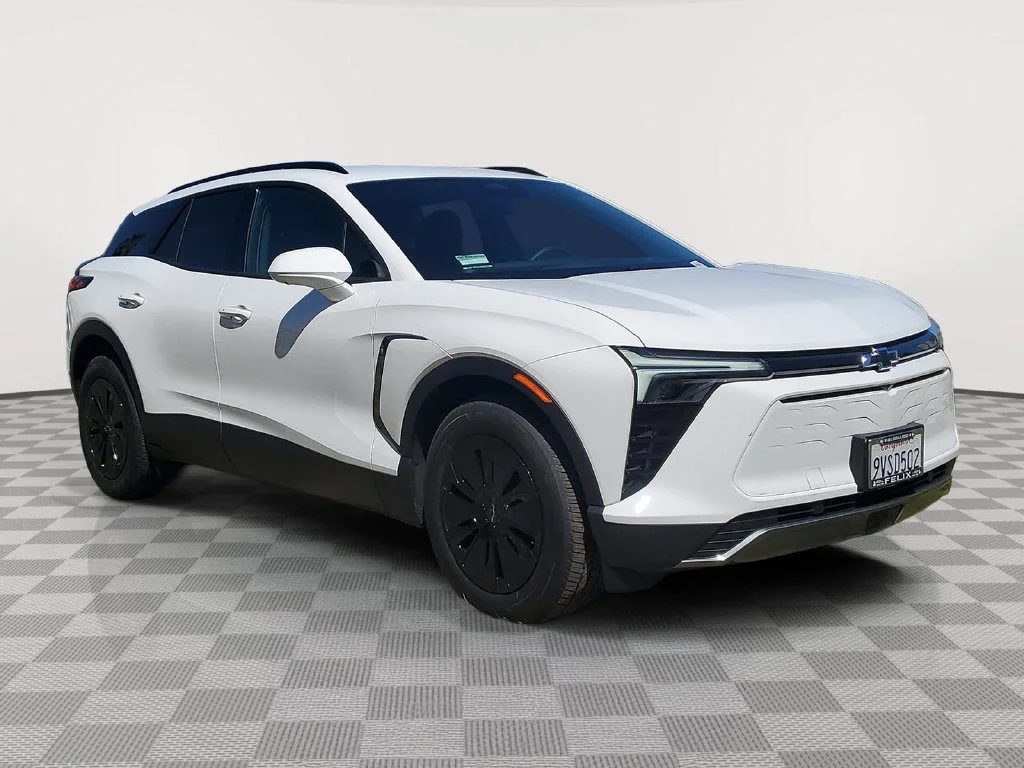 Used 2026 Chevrolet Blazer EV LT with VIN 3GNKDARM4TS102494 for sale in Los Angeles, CA