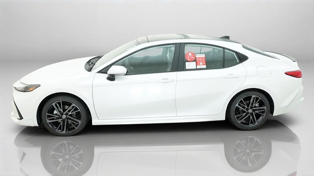 New 2027 Wind Chill Pearl <sup>1</sup> Toyota  XSE image 36