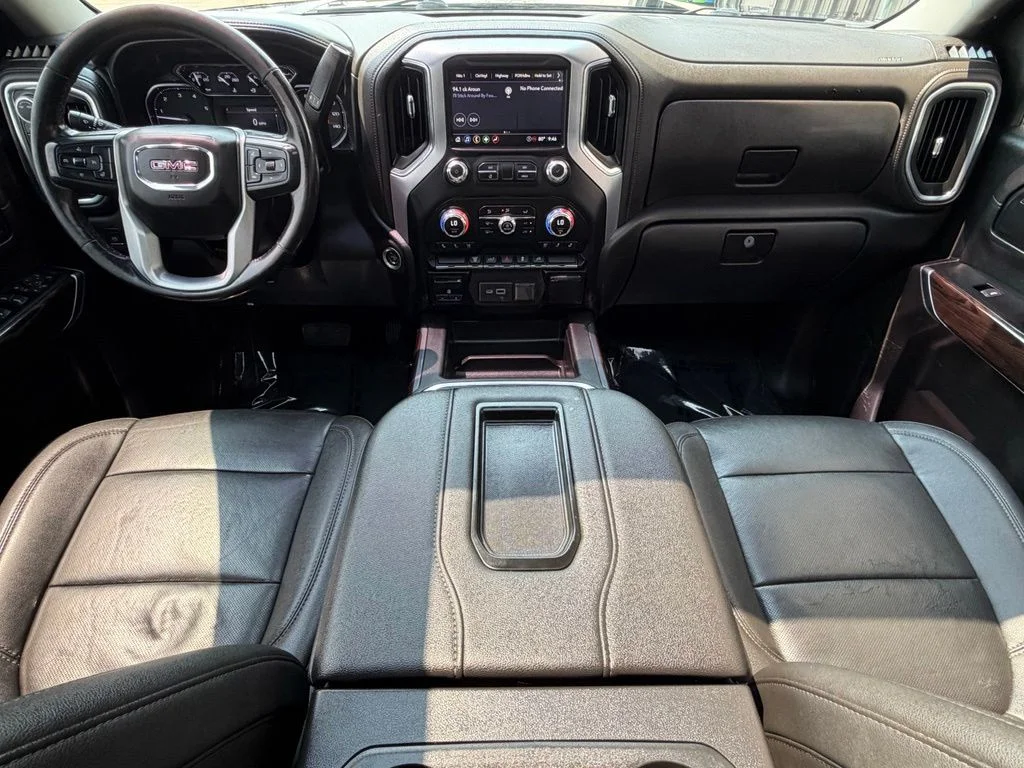 Used 2022 Black GMC SLT image 12