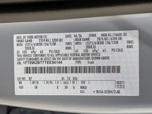 New 2026 Glacier Gray Metallic Tri-Coat Ford F-250® Lariat® image 71