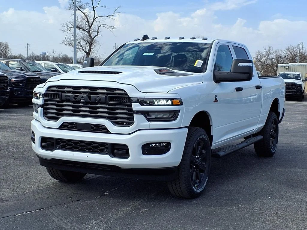 New 2026 Bright White Clear-Coat Exterior Paint RAM Tradesman image 2