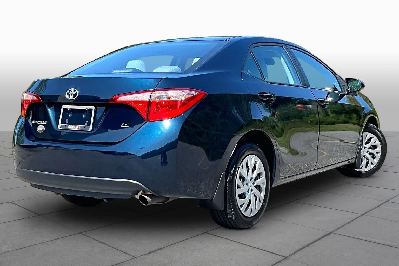 Used 2019 Galactic Aqua Mica Toyota LE image 12