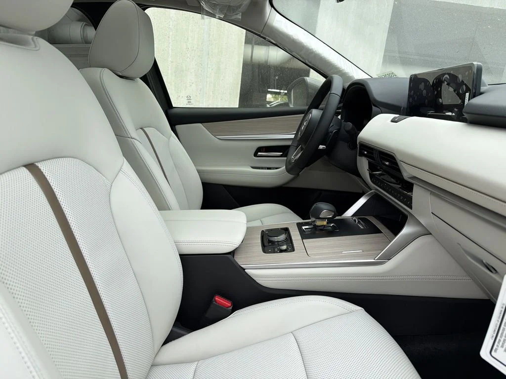New 2026 White Mazda 3.3 Turbo Premium Plus image 10