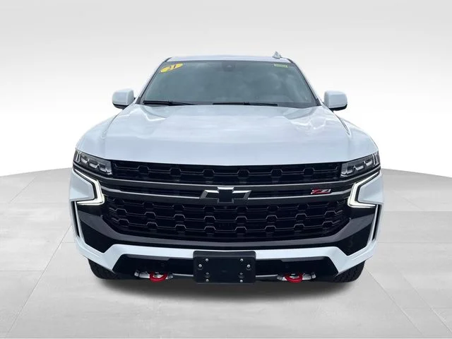 Used 2021 White Chevrolet Z71 image 9