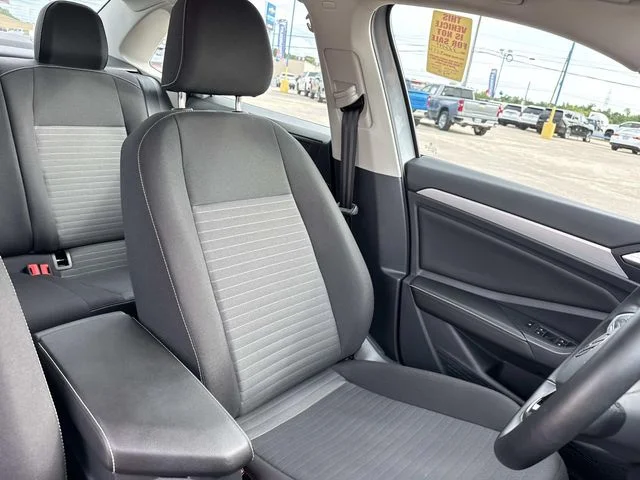 Used 2025 Silver Volkswagen 1.5T S image 26