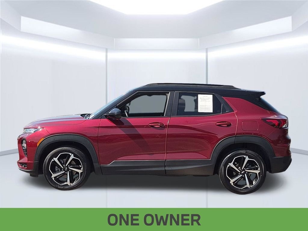 Used 2023 Crimson Chevrolet RS image 2