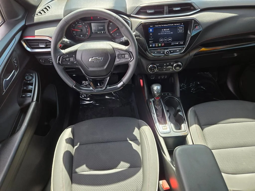 Used 2023 Mosaic Black Metallic Chevrolet RS image 12