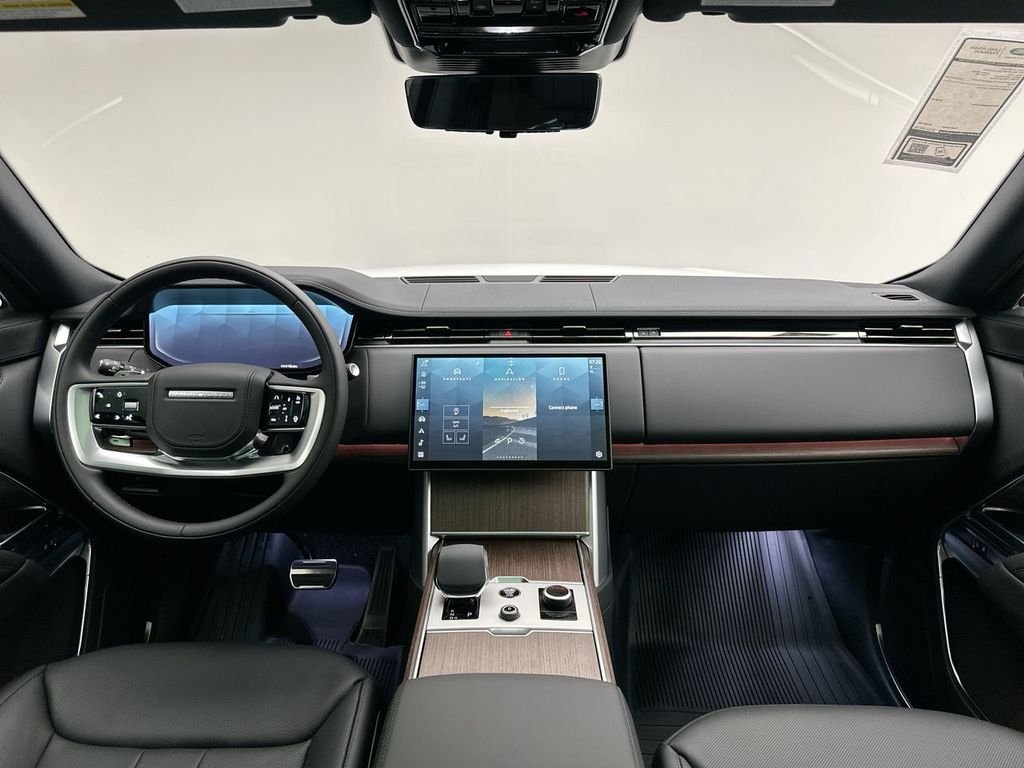 New 2027 Fuji White Land Rover SE image 8
