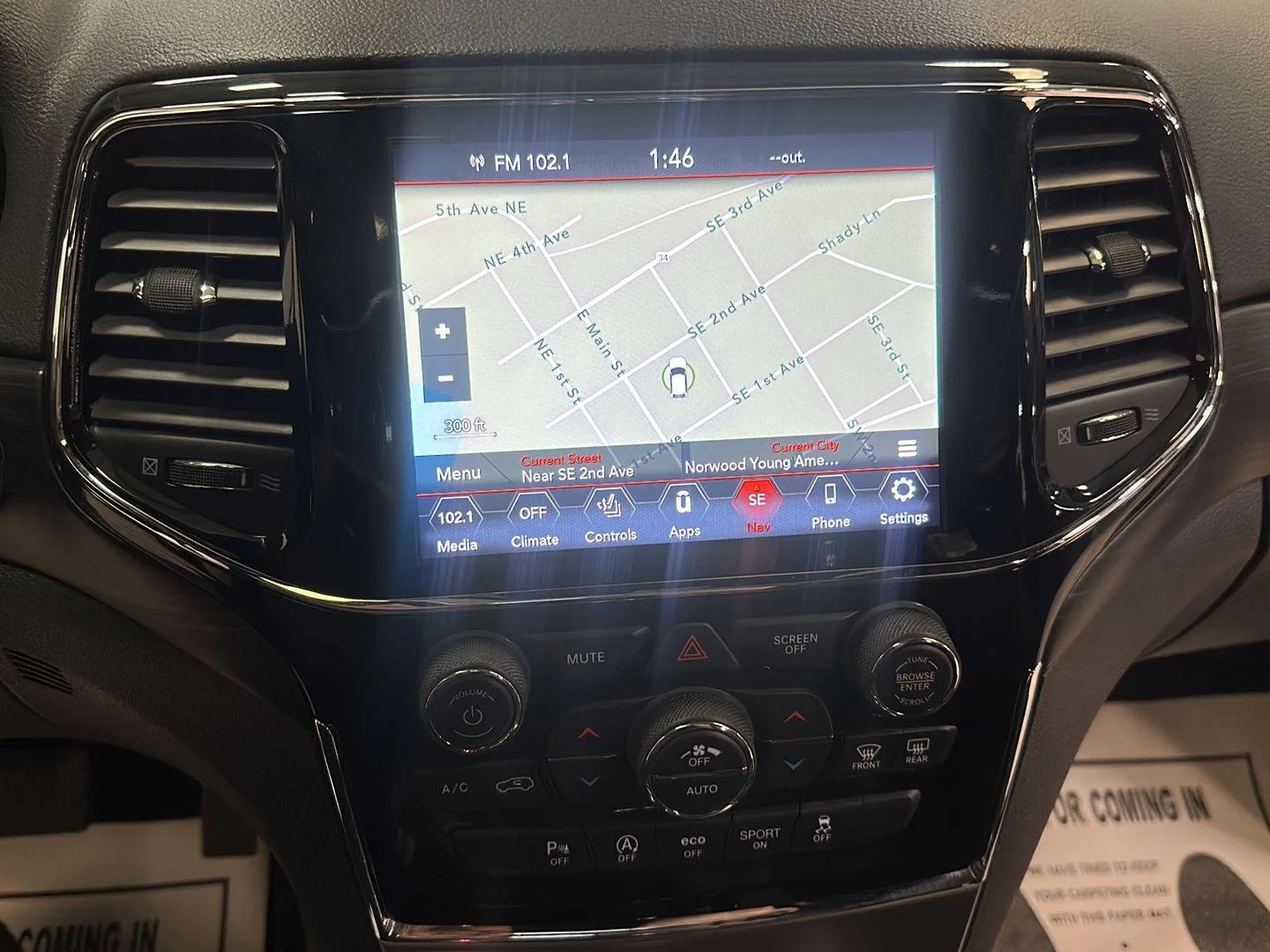 Used 2020 Velvet Red Pearlcoat Jeep Altitude image 21