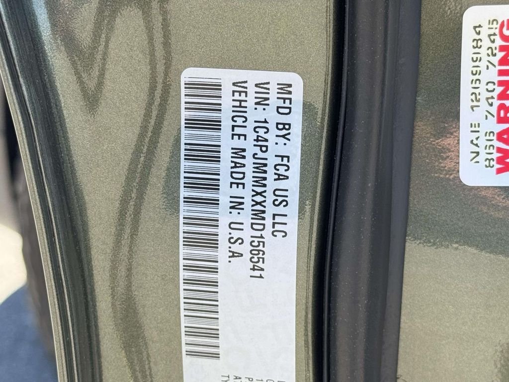 Used 2021 Green Jeep Latitude Lux image 30