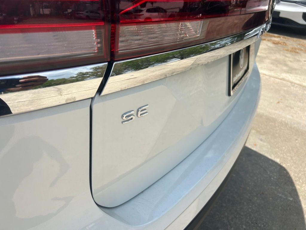 New 2026 White/off-white Volkswagen 2.0T SE w/Technology image 29