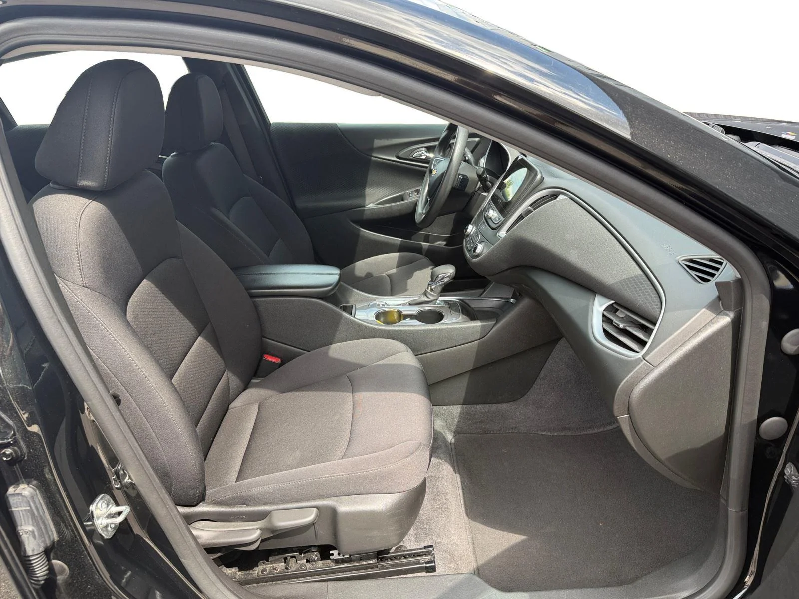 Used 2023 Mosaic Black Metallic Chevrolet LT image 23