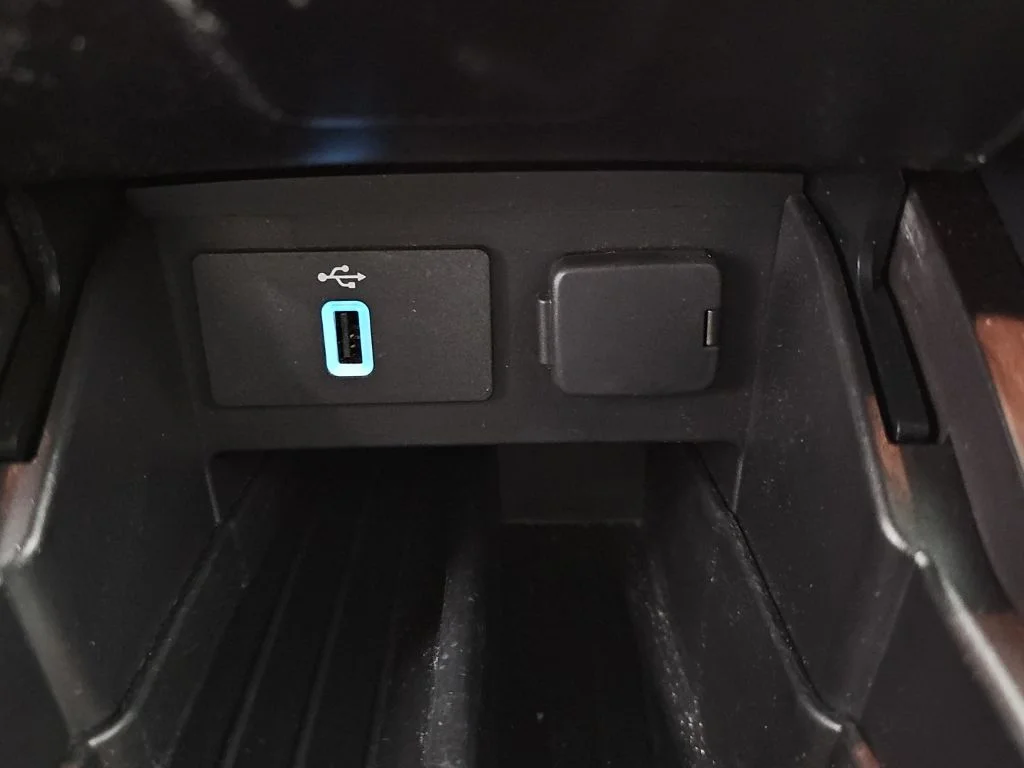 Used 2018 Red Ford XLT image 23