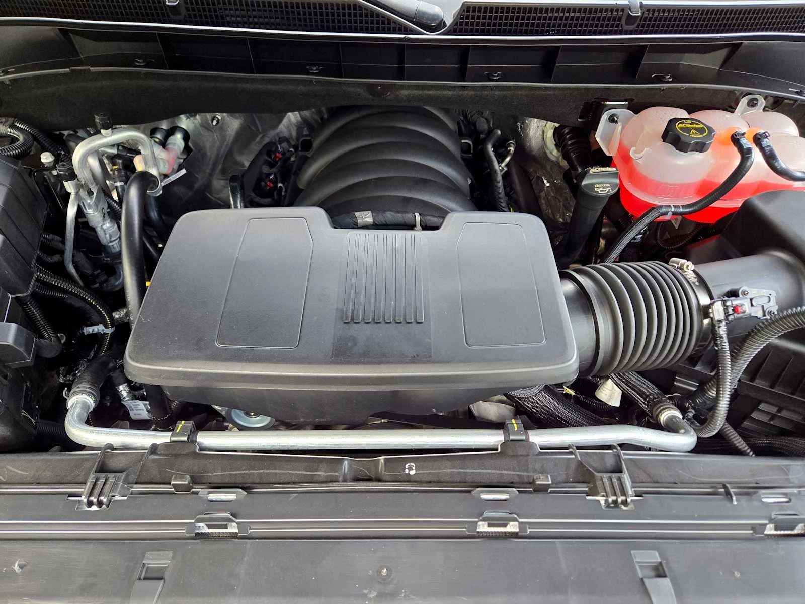 2026 GMC Yukon Denali - Photo 20