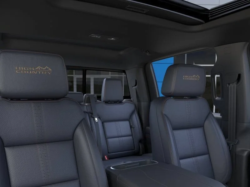 New 2026 Polar White Tricoat Chevrolet High Country image 31