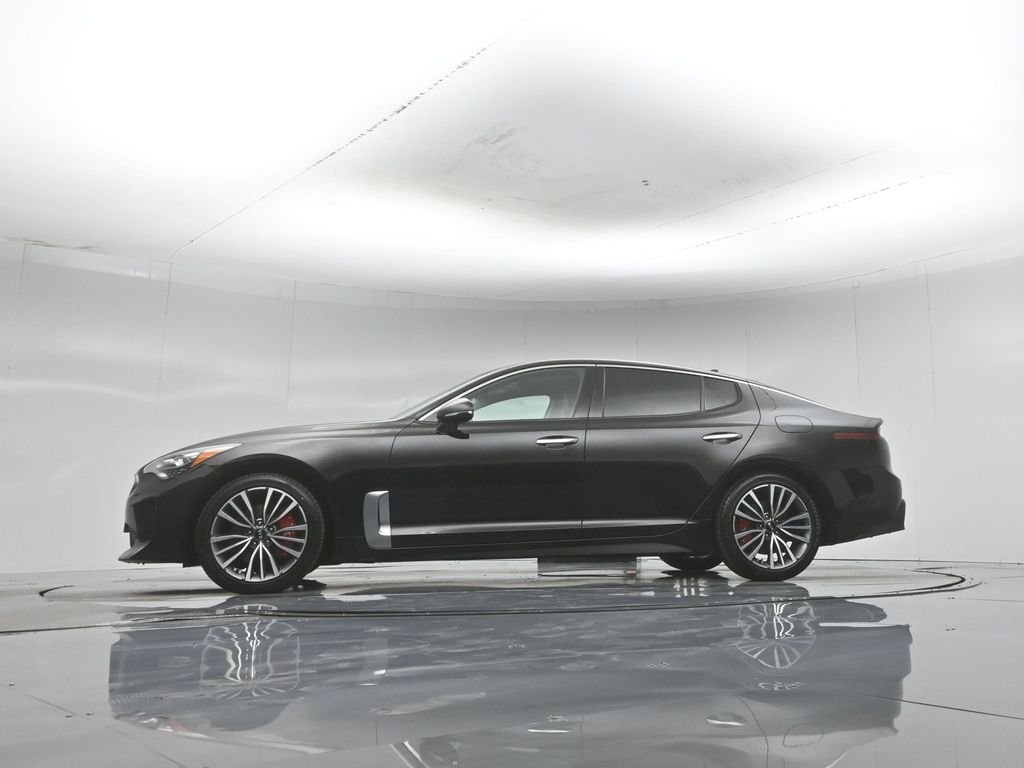 Used 2019 Black Kia Premium image 54