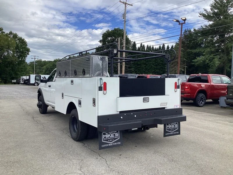 New 2026 Bright White Clearcoat RAM Tradesman image 5