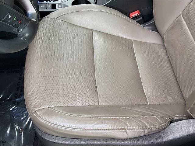 Used 2018 Black Hyundai Limited Ultimate image 21