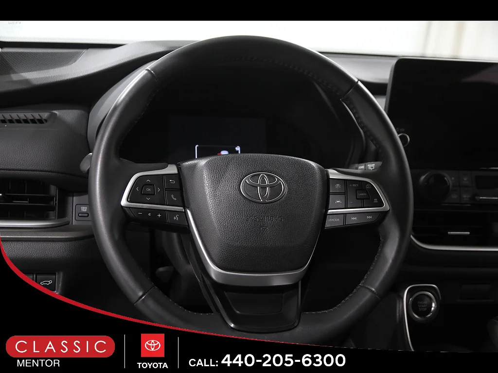 Used 2025 Midnight Black Metallic Toyota XLE image 7