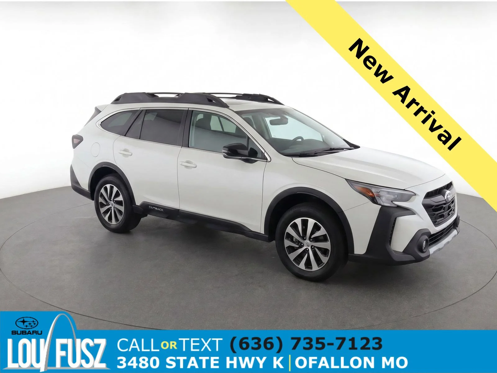 Used 2025 Crystal White Pearl Subaru Premium image 1