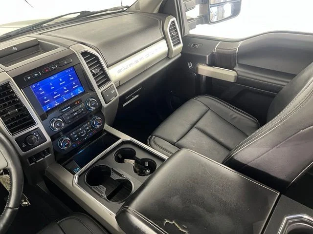 Used 2020 Gray Ford Lariat image 31