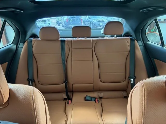 2026 Mercedes-Benz C-Class Sedan C 300 - Photo 76