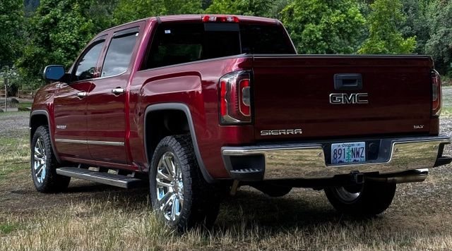 Used 2017 Crimson Red Tintcoat GMC SLT image 7
