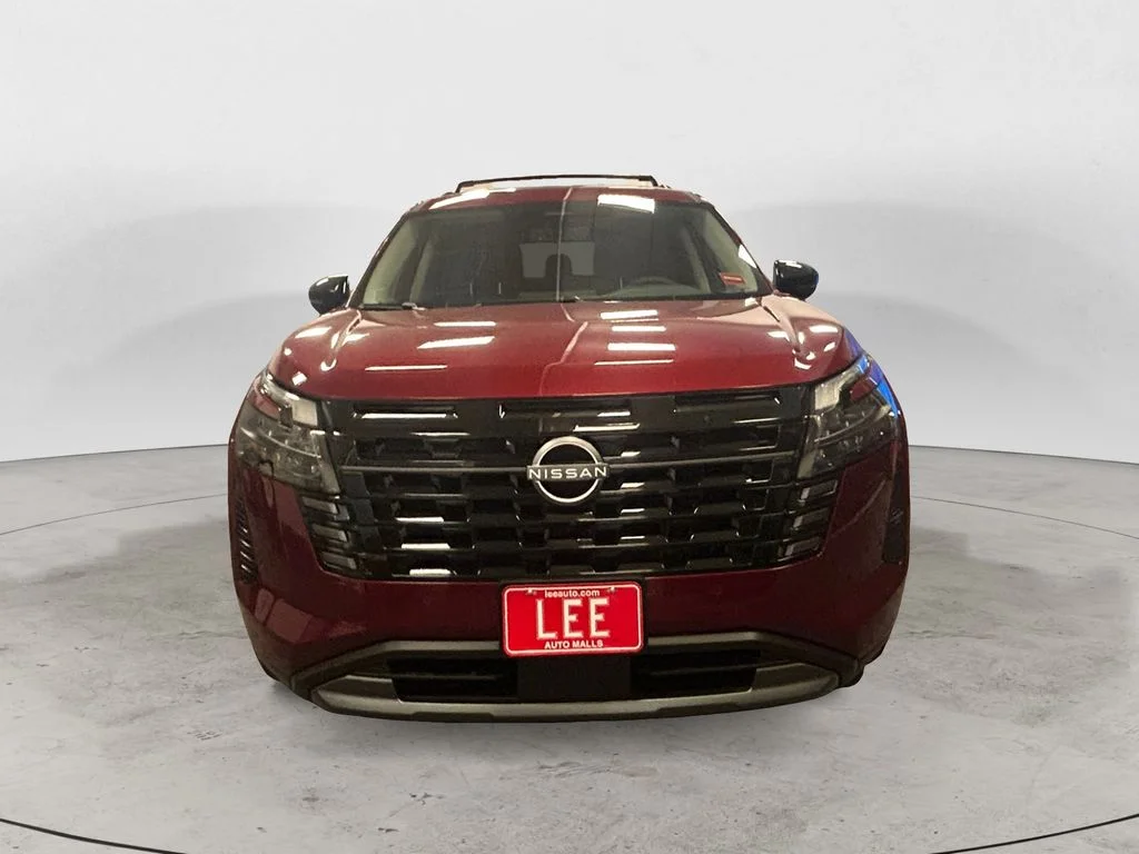 New 2026 Scarlet Nissan SL image 8