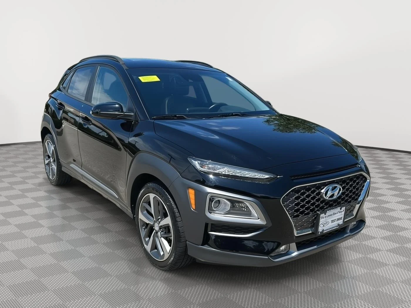 Used 2020 Ultra Black Hyundai Limited image 3