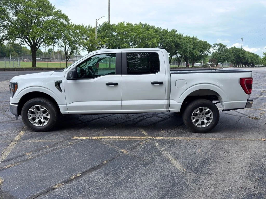 Used 2023 White Ford XLT image 12