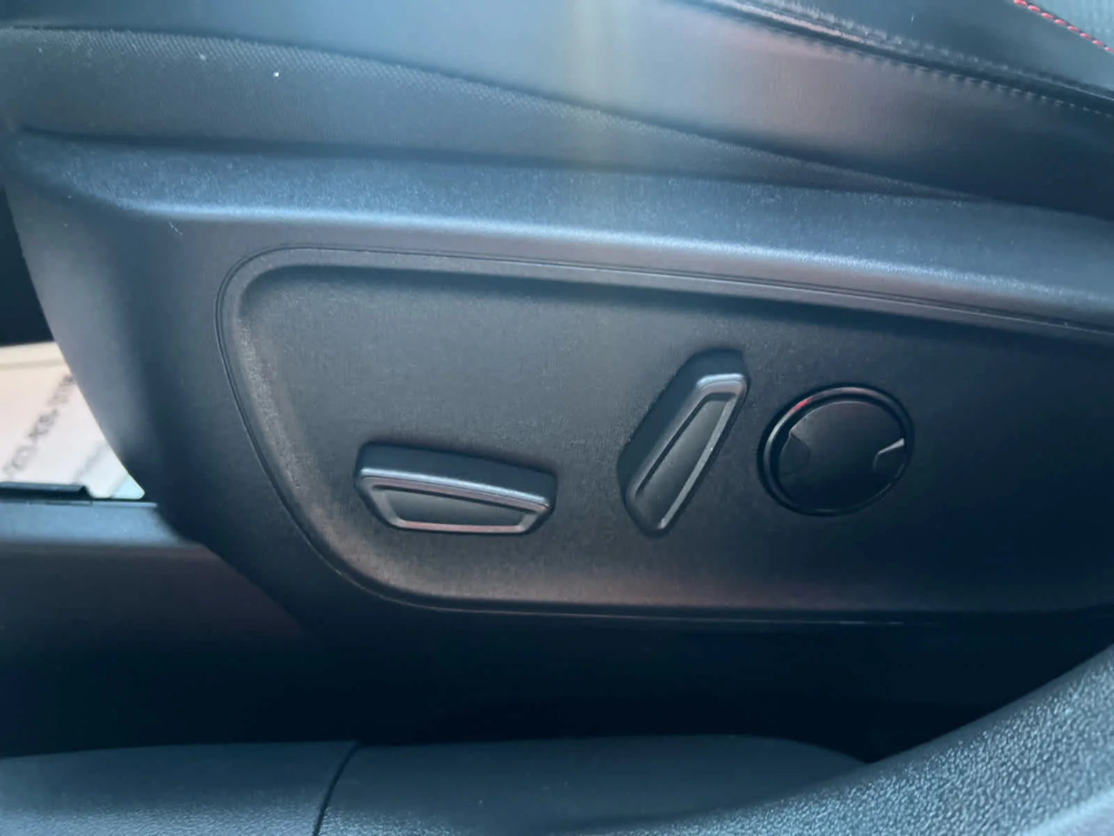 Used 2025 Vapor Blue Metallic Ford ST-Line image 12