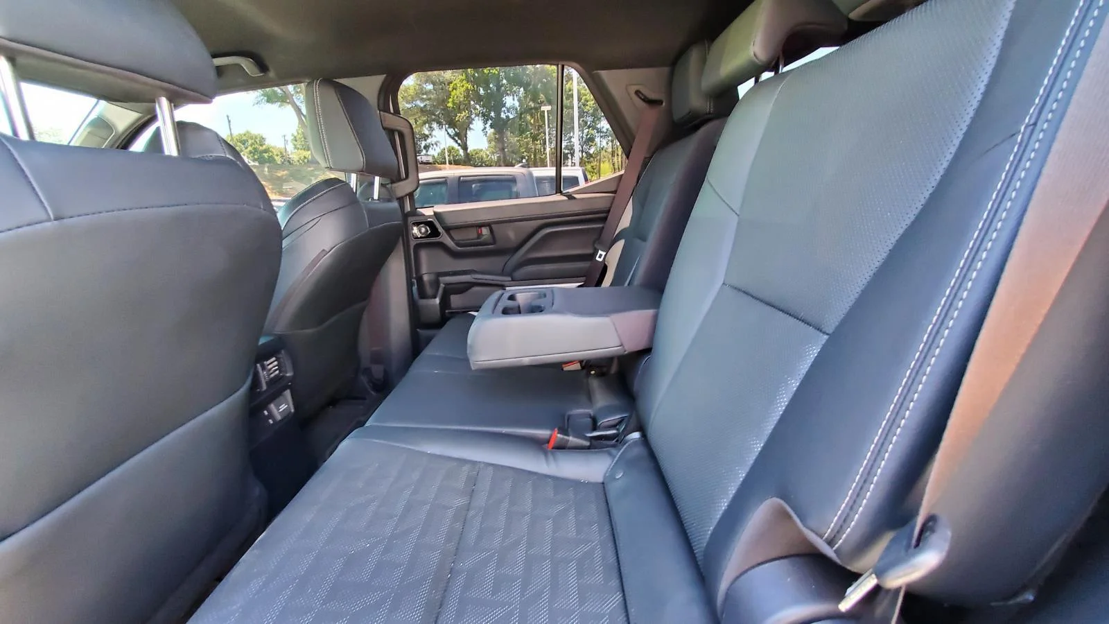 Used 2025 Cutting Edge Toyota SR5 image 5