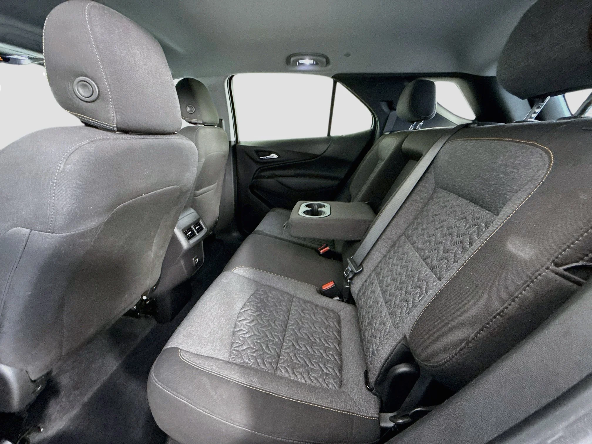 Used 2023 SUMMIT WHITE Chevrolet LT image 25