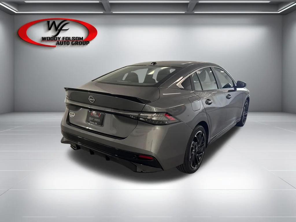 New 2027 Gun Metallic Nissan SR image 6