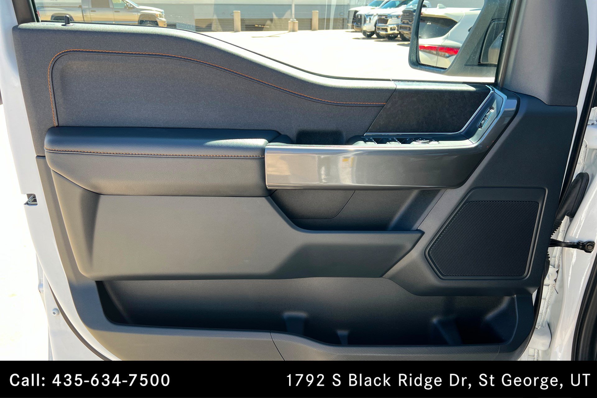 Used 2023 OXFORD WHITE Ford Tremor image 15