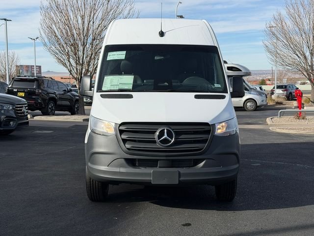 New 2026 Arctic White Mercedes-Benz Cargo 170 WB image 3