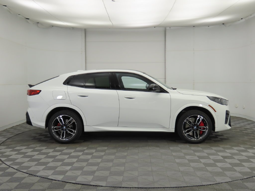 Certified Used 2026 Alpine White BMW xDrive28i image 5