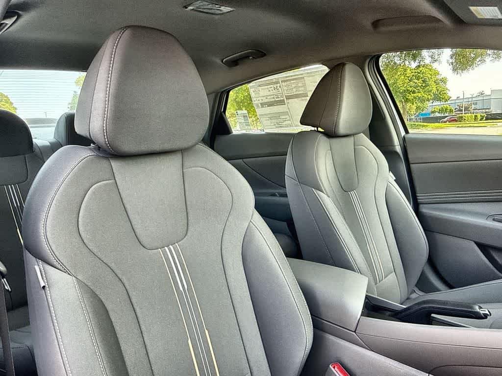 2026 Hyundai Elantra SEL Sport - Photo 27