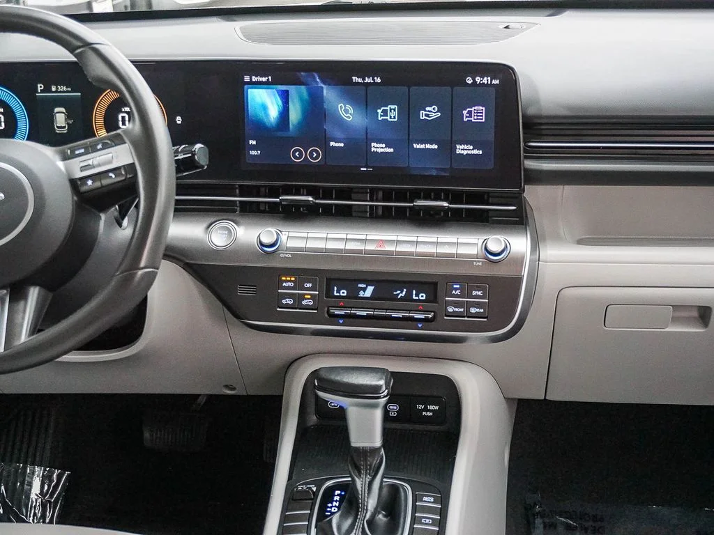 Used 2024 Black Hyundai SEL image 16
