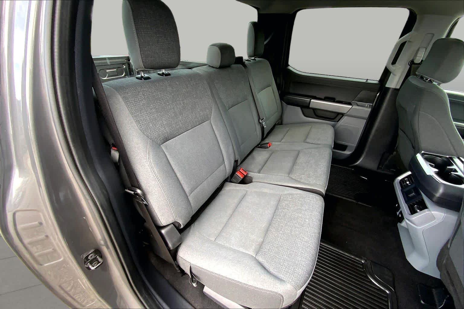 Used 2024 Carbonized Gray Ford XLT image 32