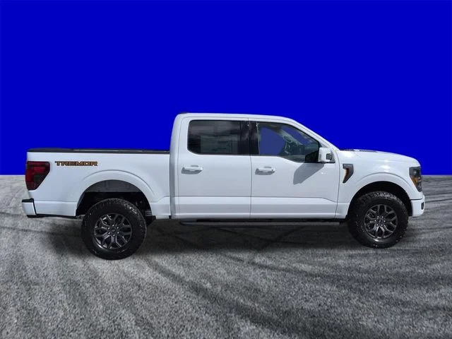 New 2026 Oxford White Ford Tremor® image 3