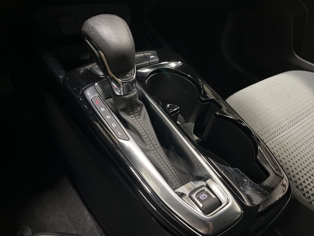 Used 2024 Bronze Metallic Chevrolet LT image 15