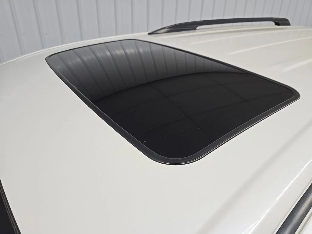 Used 2020 White Toyota XLE image 11