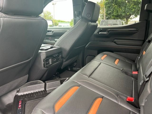 Used 2025 White GMC AT4 image 20