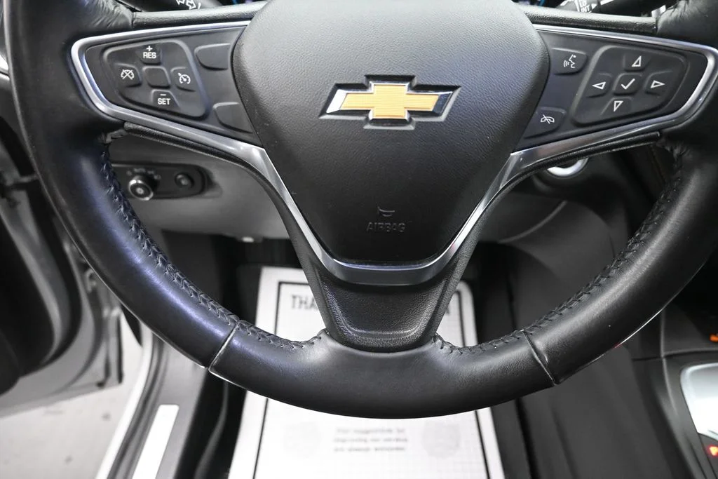 Certified Used 2018 Silver Chevrolet Premier image 19